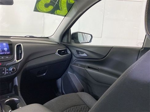 Used 2023 Chevrolet Equinox LT image 11