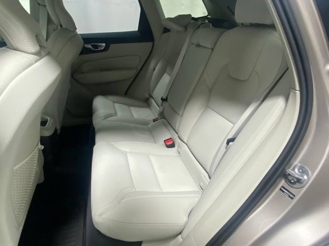 Used 2025 Volvo XC60 T8 Ultra w/ Climate Package AWD/4WD image 14