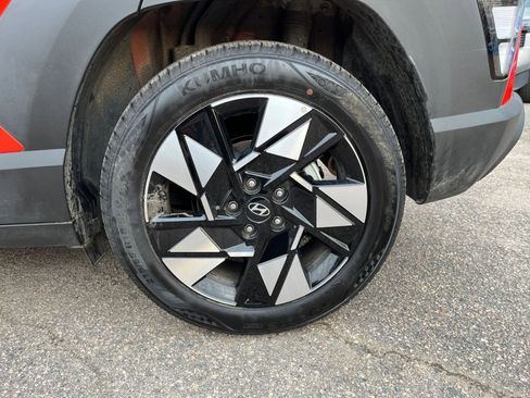 Used 2025 Hyundai Kona SEL image 28