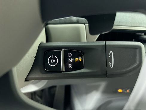 New 2026 Kia EV9 Wind image 23