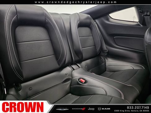 Used 2022 Ford Mustang Shelby GT500 w/ Technology Package RWD image 23