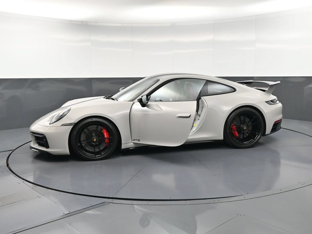 Certified 2024 Porsche 911 Carrera 4 GTS AWD/4WD image 32