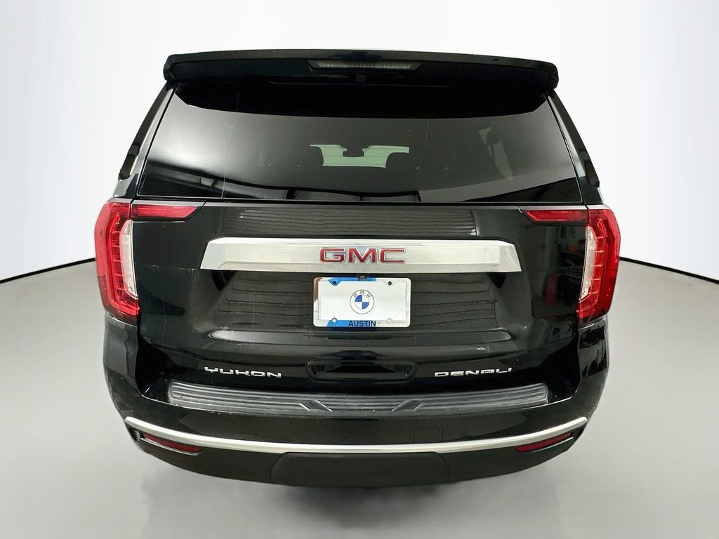 Used 2023 GMC Yukon XL Denali AWD/4WD image 6
