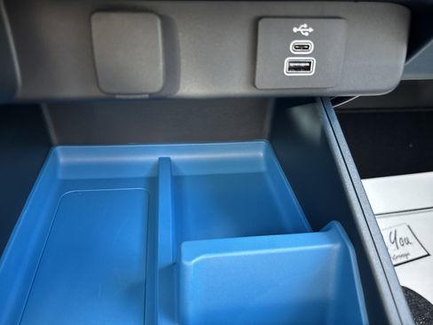 New 2025 Ford Maverick XLT w/ Equipment Group 301A image 30