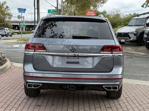 Used 2022 Volkswagen Atlas SEL Premium image 5