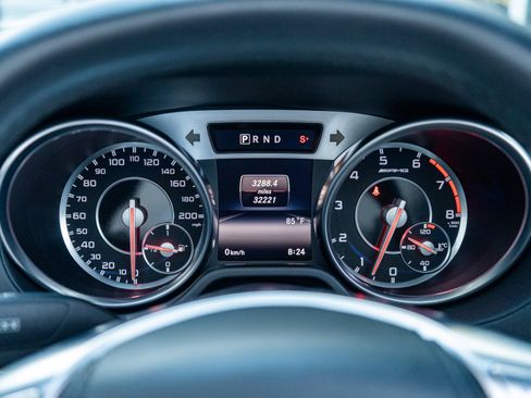 Used 2016 Mercedes-Benz SL 63 AMG image 18