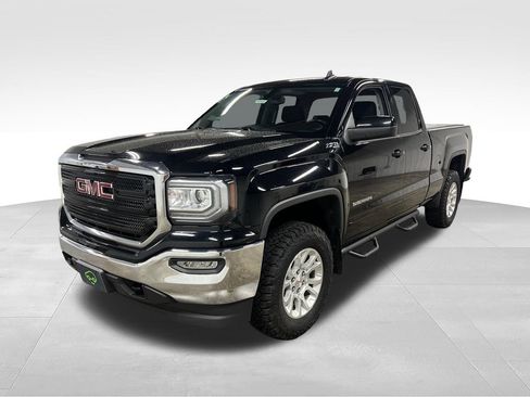 Certified 2018 GMC Sierra 1500 SLE w/ SLE Value Package AWD/4WD image 5