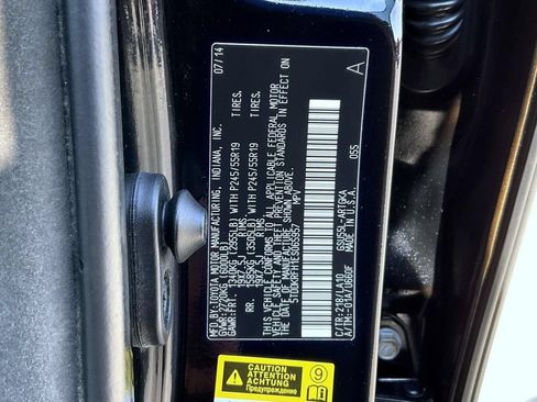 Used 2014 Toyota Highlander Limited Platinum AWD/4WD image 28