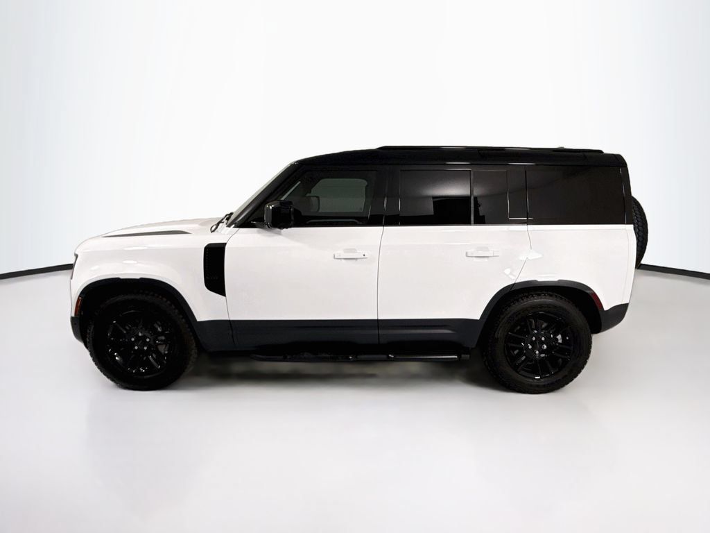Used 2026 Land Rover Defender 110 S AWD/4WD image 8