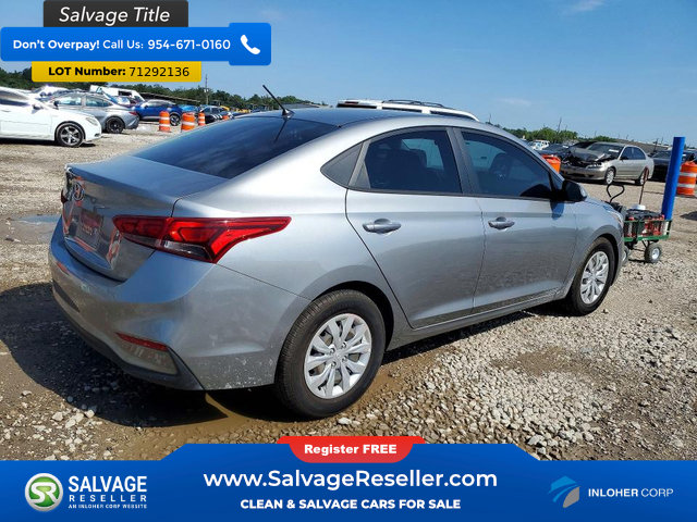 Used 2021 Hyundai Accent SE FWD image 4