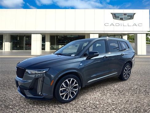 Used 2021 Cadillac XT6 Sport w/ Platinum Package image 1