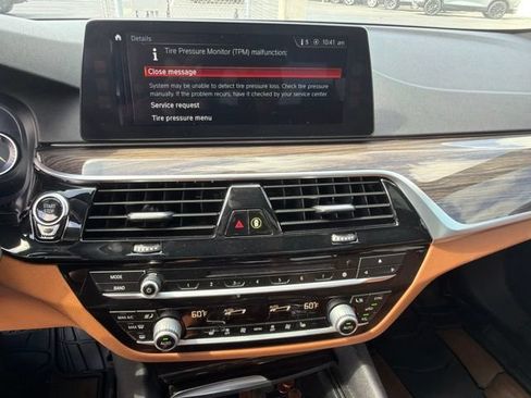 Used 2018 BMW 530i RWD image 14