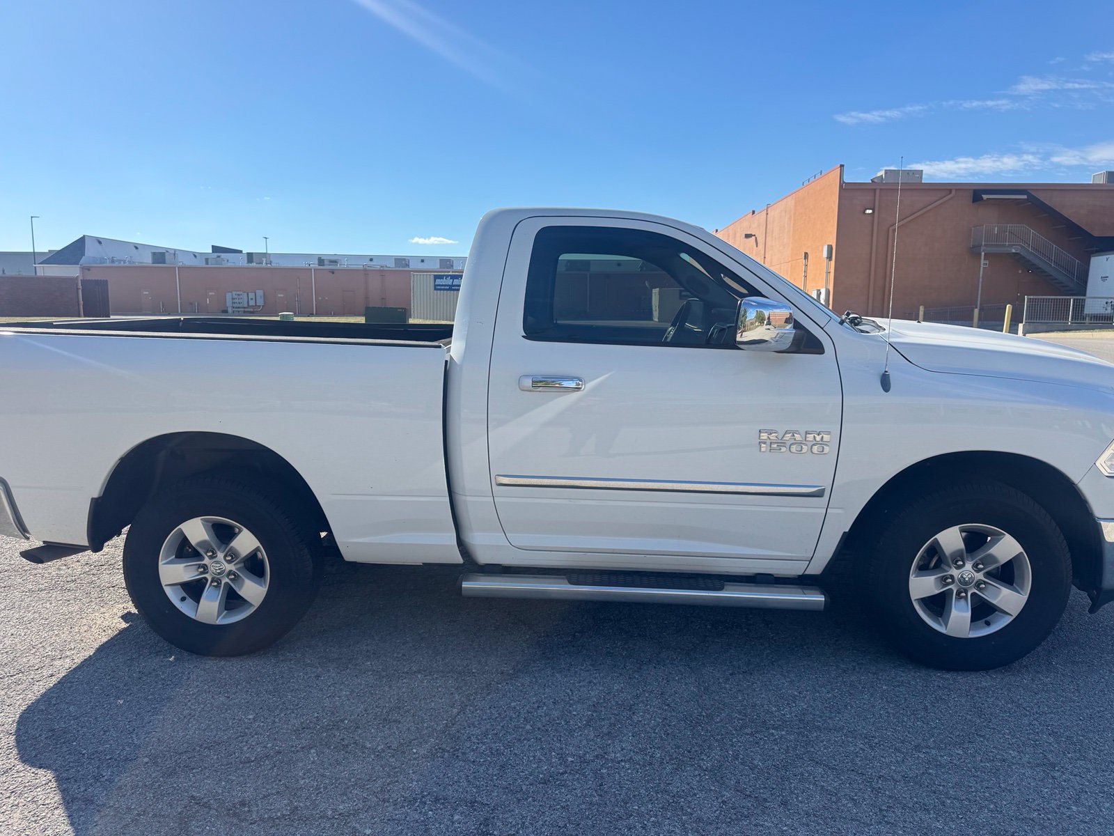 Used 2013 RAM 1500 Classic SLT w/ Protection Group AWD/4WD image 3
