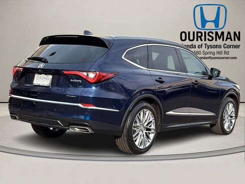 Used 2023 Acura MDX SH-AWD w/ Advance Package image 3
