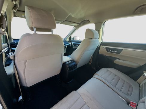 Used 2017 Honda CR-V LX image 24