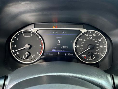 Certified 2022 Nissan Altima 2.5 SR FWD image 13