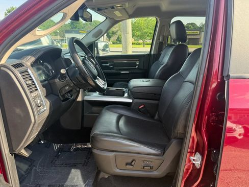 Used 2017 RAM 1500 Laramie w/ Convenience Group AWD/4WD image 14