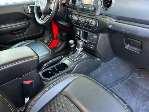 Used 2021 Jeep Gladiator Sport w/ Trailer Tow Package AWD/4WD image 17