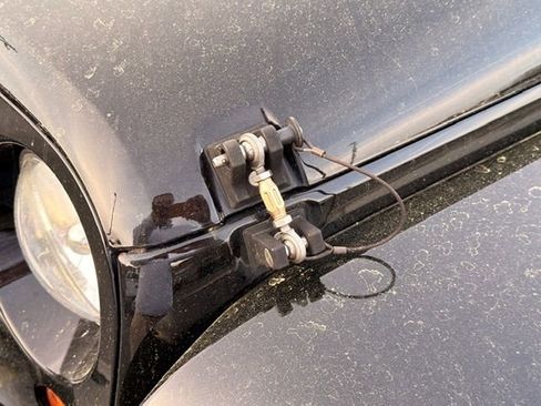 Used 2013 Jeep Wrangler Unlimited Sahara w/ Connectivity Group AWD/4WD image 20