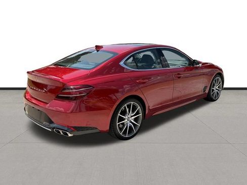 Used 2022 Genesis G70 2.0T w/ Prestige Package RWD image 5
