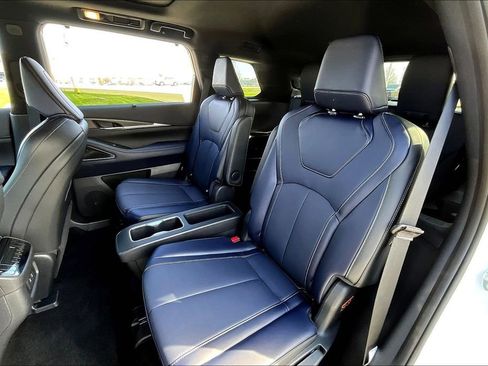 Certified 2026 INFINITI QX60 Sport w/ Dark Cargo Package AWD/4WD image 32