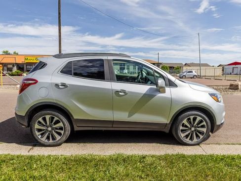Used 2018 Buick Encore Essence AWD/4WD image 4