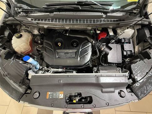 Used 2017 Ford Edge SEL w/ Equipment Group 201A AWD/4WD image 10