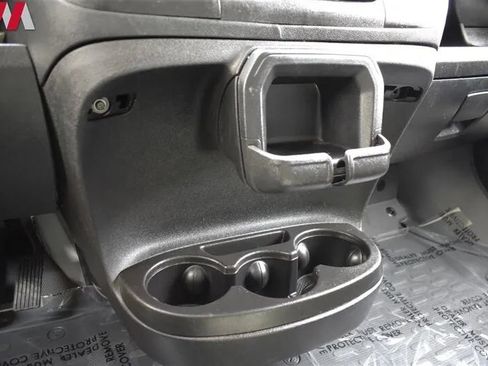 Used 2025 RAM ProMaster 2500 w/ U-Haul Equipment Group FWD image 24