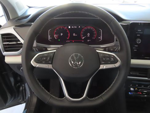 New 2026 Volkswagen Taos SEL AWD/4WD image 16