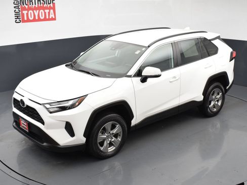 Used 2024 Toyota RAV4 XLE FWD image 23