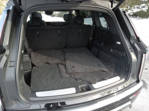 Used 2026 Cadillac Vistiq Luxury image 27