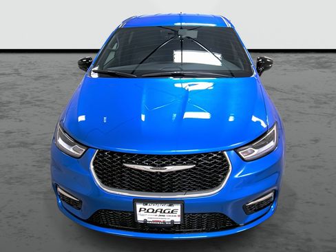 New 2026 Chrysler Pacifica Select image 6