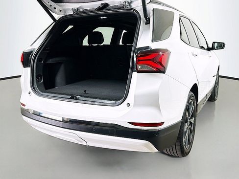 Used 2022 Chevrolet Equinox RS FWD image 27