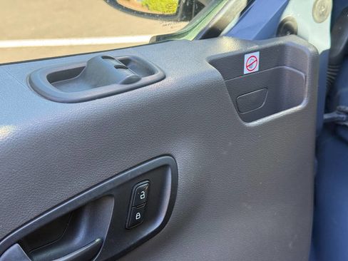 Used 2020 Ford Transit 250 148 High Roof Extended image 17