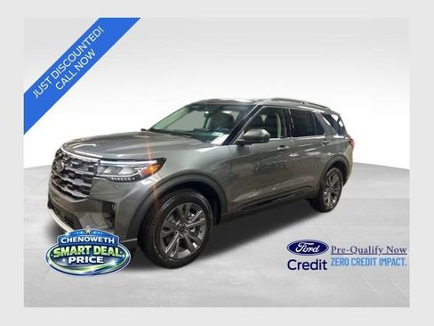 New 2026 Ford Explorer Active w/ Active Comfort Package image 1