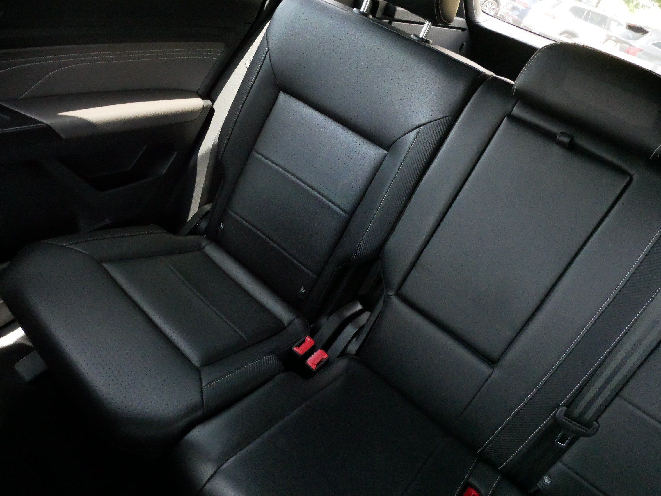 Certified 2022 Volkswagen Atlas Cross Sport SE AWD/4WD image 12