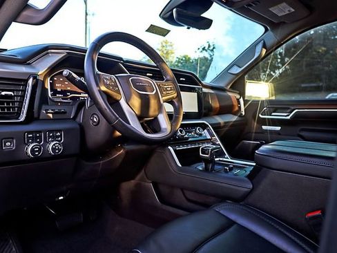 Used 2024 GMC Sierra 1500 Denali w/ Denali Reserve Package image 18