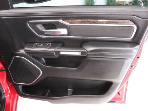 Used 2020 RAM 1500 Laramie AWD/4WD image 30