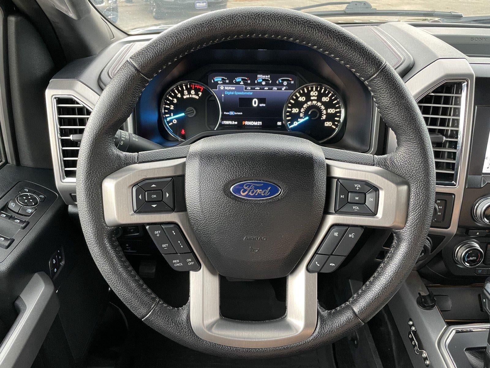 Used 2016 Ford F150 Platinum w/ Equipment Group 701A Luxury AWD/4WD image 16