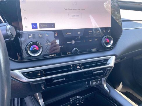 Used 2023 Lexus RX 350h w/ Accessory Package (Z1) AWD/4WD image 34