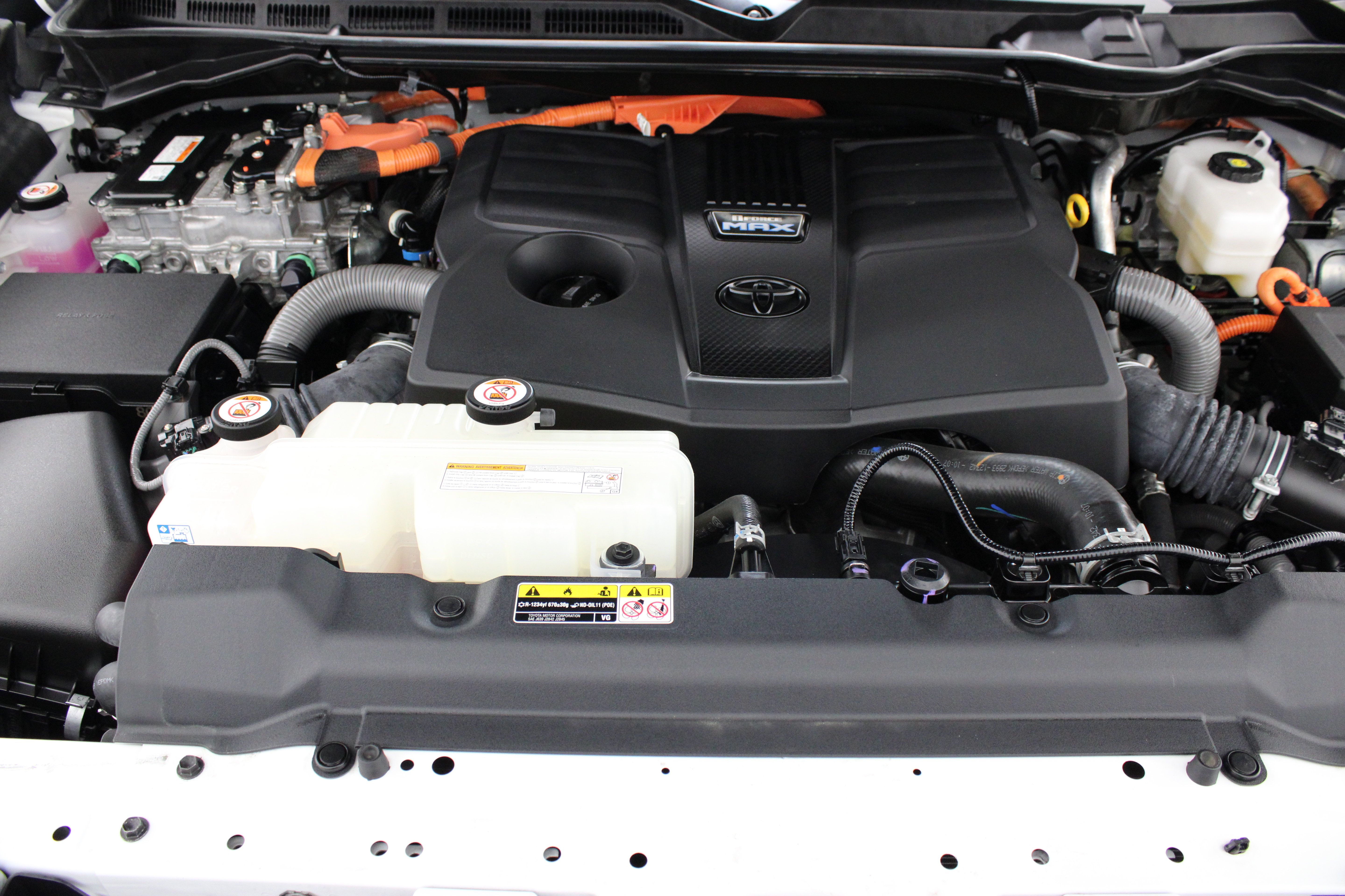 Used 2024 Toyota Tundra Limited w/ Power Package AWD/4WD image 41