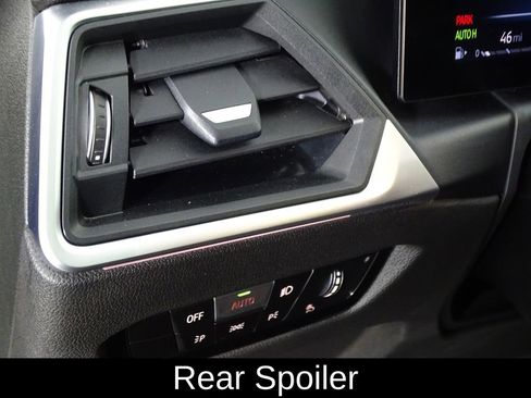 Used 2023 BMW 330i xDrive Sedan w/ M Sport Package image 20