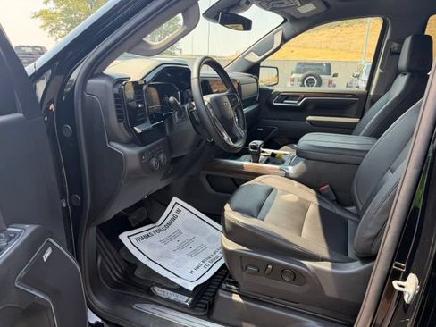 Used 2024 Chevrolet Silverado 1500 RST w/ Rally Edition AWD/4WD image 8