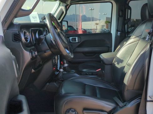 Used 2021 Jeep Wrangler Unlimited Rubicon AWD/4WD image 15