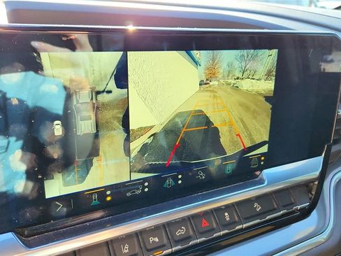 Used 2024 Chevrolet Silverado 2500 High Country w/ High Country Premium Package image 25