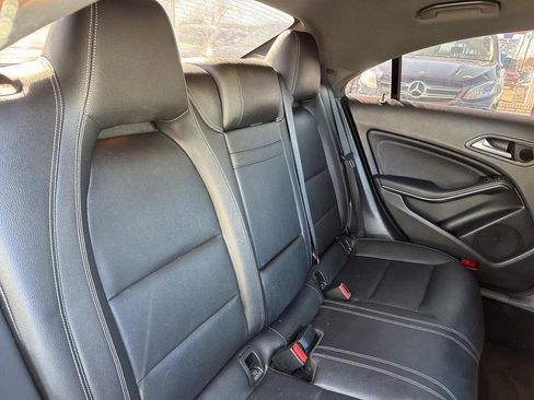 Used 2018 Mercedes-Benz CLA 250 image 10