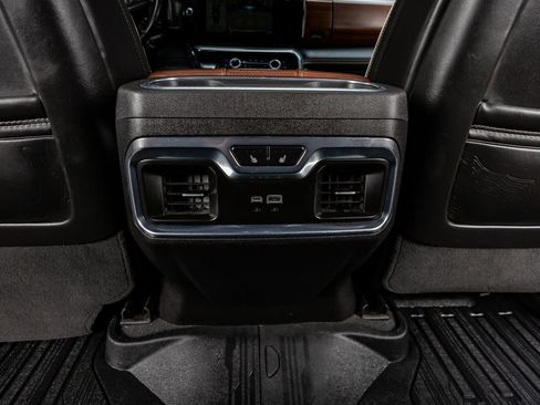 Used 2025 GMC Sierra 2500 Denali Ultimate w/ Max Trailering Package AWD/4WD image 18