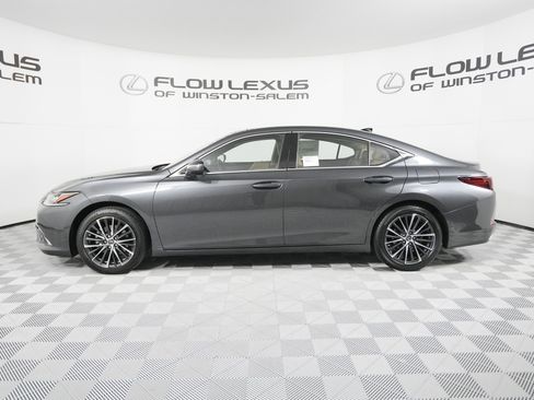 New 2025 Lexus ES 350 w/ Premium Package image 4