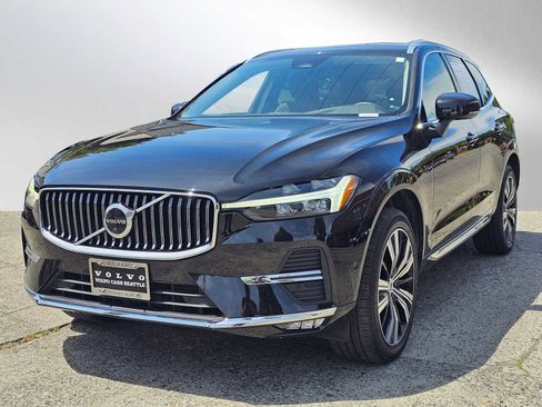 Used 2023 Volvo XC60 B5 Plus w/ Climate Package AWD/4WD image 7