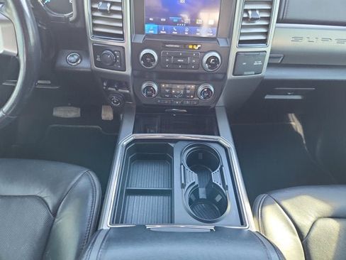 Used 2020 Ford F250 Platinum w/ FX4 Off-Road Package image 11